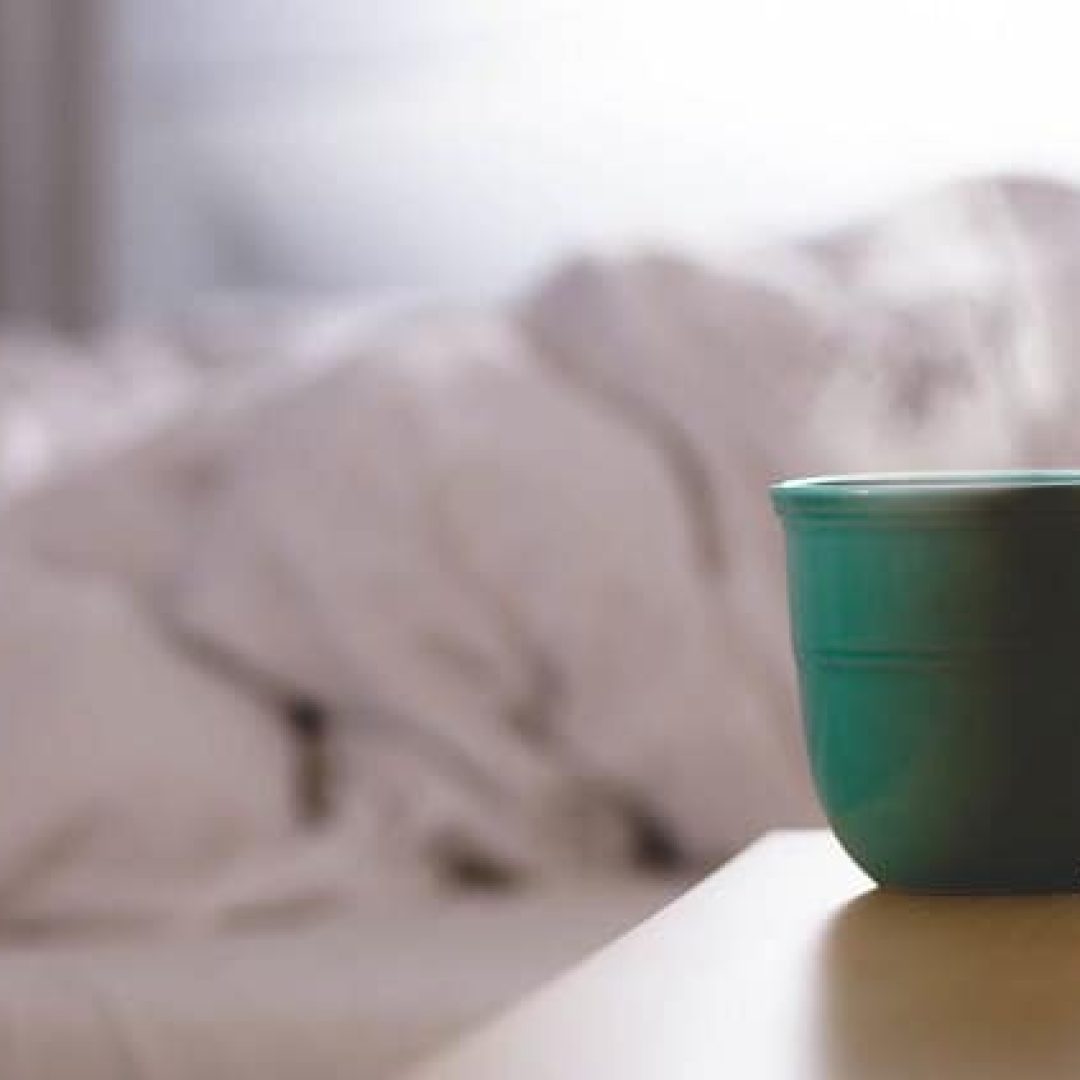 coffee-cup-bed-bedroom