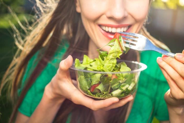 外食族看過來!便利超商8大減肥好物一次公開! shutterstock_288126602